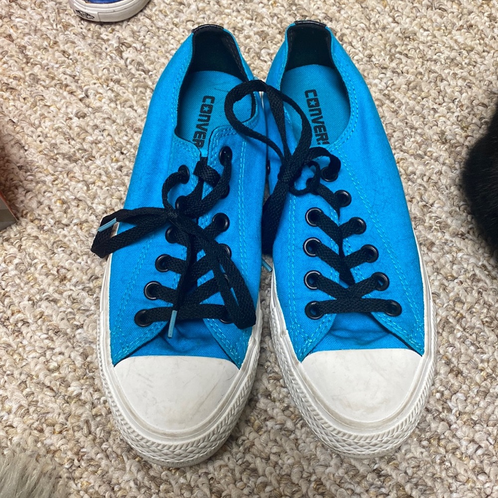Blue and White Converse Size 7.5 US Womens